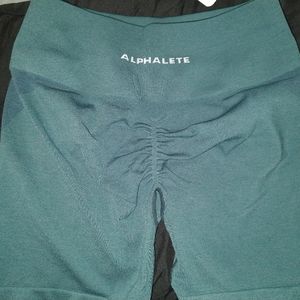 Alphalete Amplify